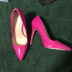 Hot pink heel, never worn
